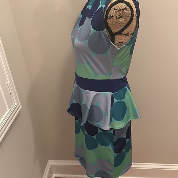 NWT Tracy Goshian Dress‼️ - Picture 4 of 11